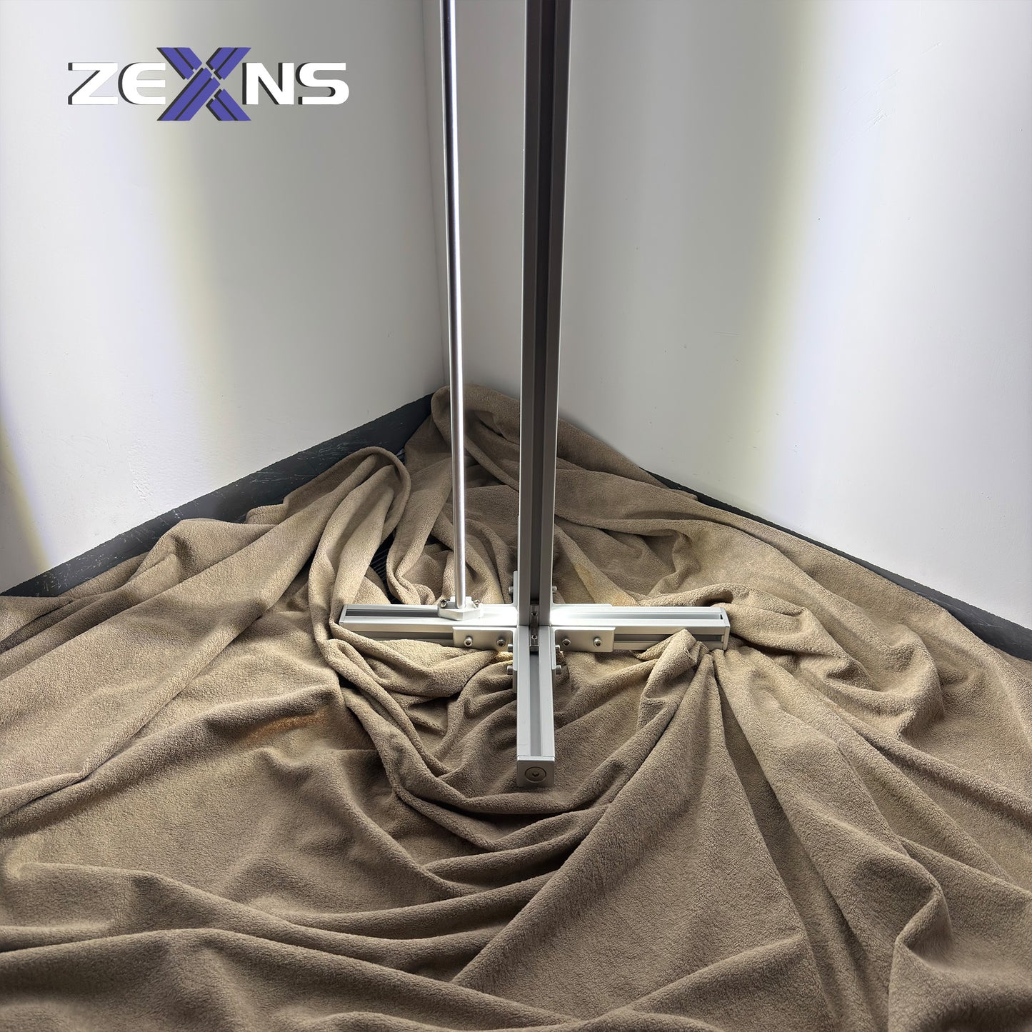 ZEXNS Aluminum floor lamp